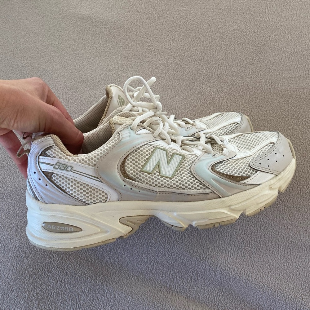 New Balance 530 Sneakers Beige - Picture 1 of 16